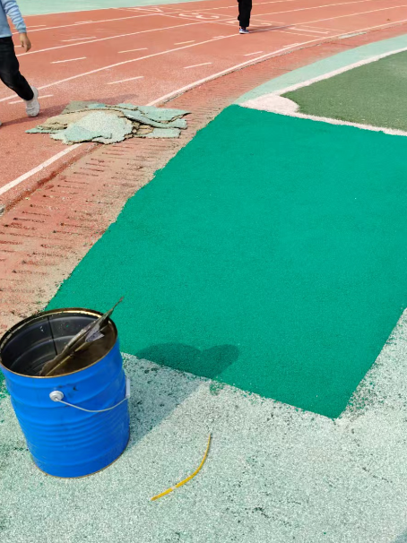 涪陵球场翻新修补改造专项服务介绍